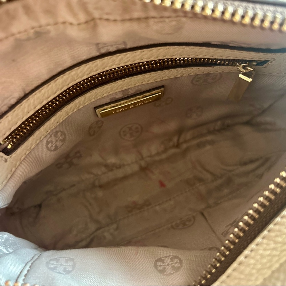 Tory Burch Robinson Double-Zip crossbody - Picture 7 of 7